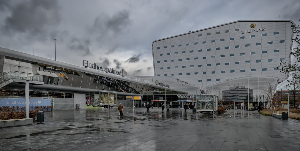 Parkingi lotniskowe będą tego lata droższe