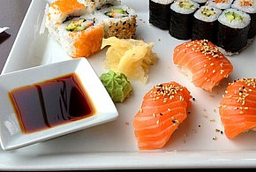 Sushi, świetlna trasa spacerowa i inne atrakcje podczas Japan Light Festival-36376