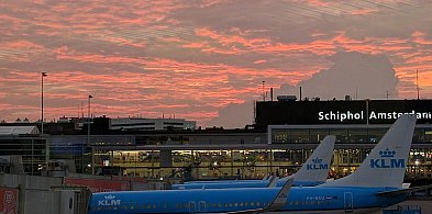 Schiphol podniesie opłaty lotniskowe, a linie ceny biletów?-45974