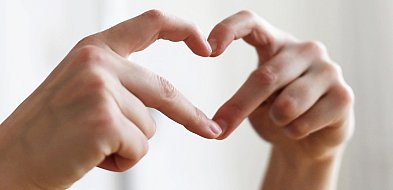 463 osoby w związkach poligamicznych-54367