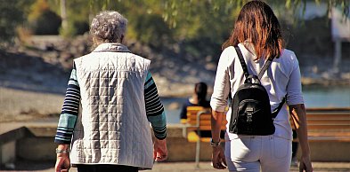 Starsi pracownicy odczują plany koalicyjne najbardziej