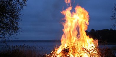Wielkanocne ogniska pod presją przepisów