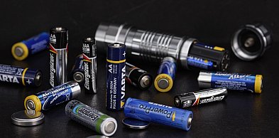 Kilkadziesiąt przypadków połknięcia baterii