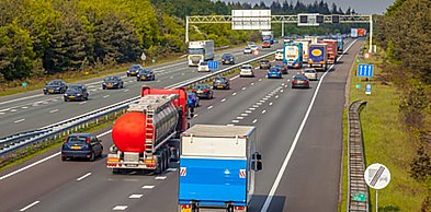 ABN Amro ostrzega przed trudnymi miesiącami gospodarki