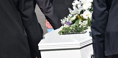 Eksperci apelują o wprowadzenie do szkół lekcji o żałobie i stracie