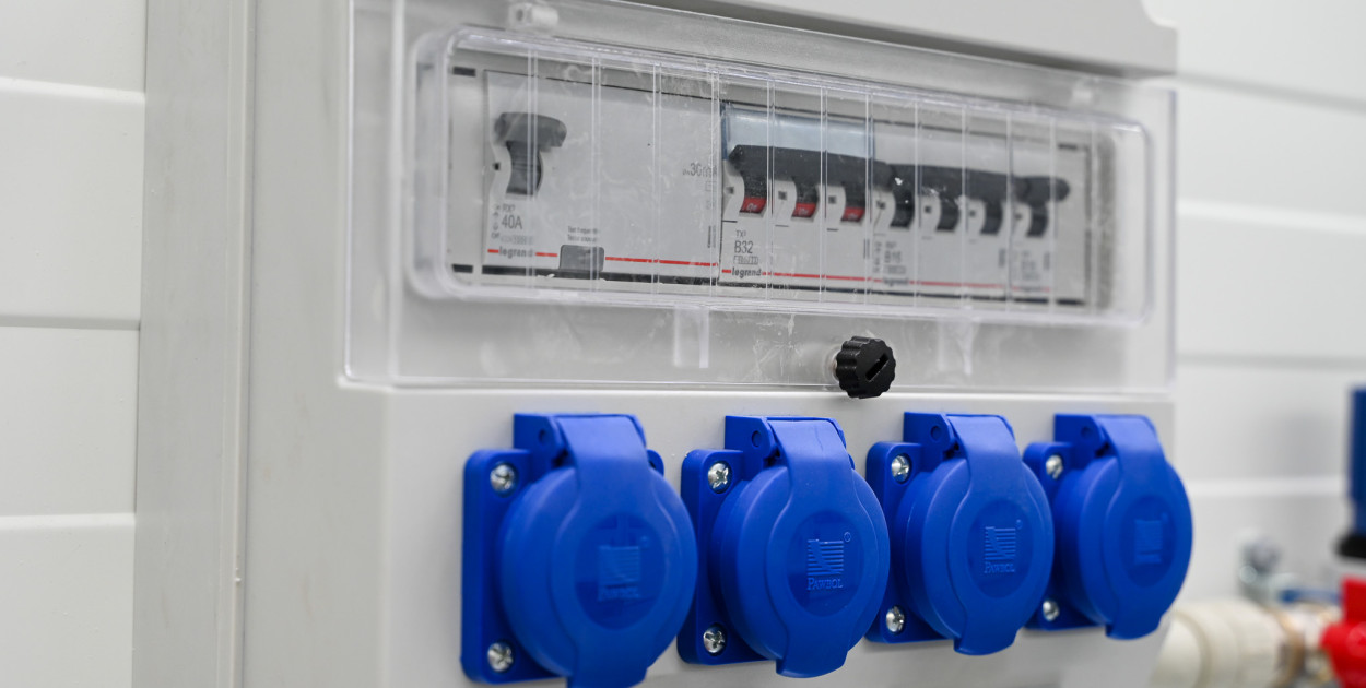 Dostawcy prądu pod presją. Te zmiany odczują odbiorcy