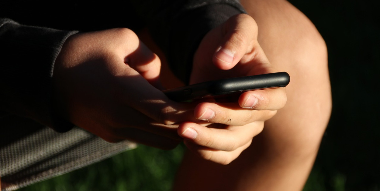 Infolinia dla dzieci i młodzieży