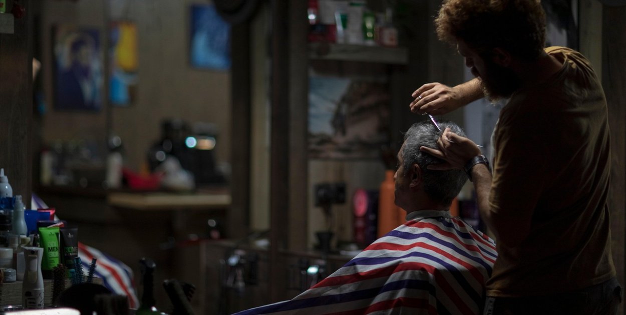 Fryzjerzy coraz częściej freelancerami